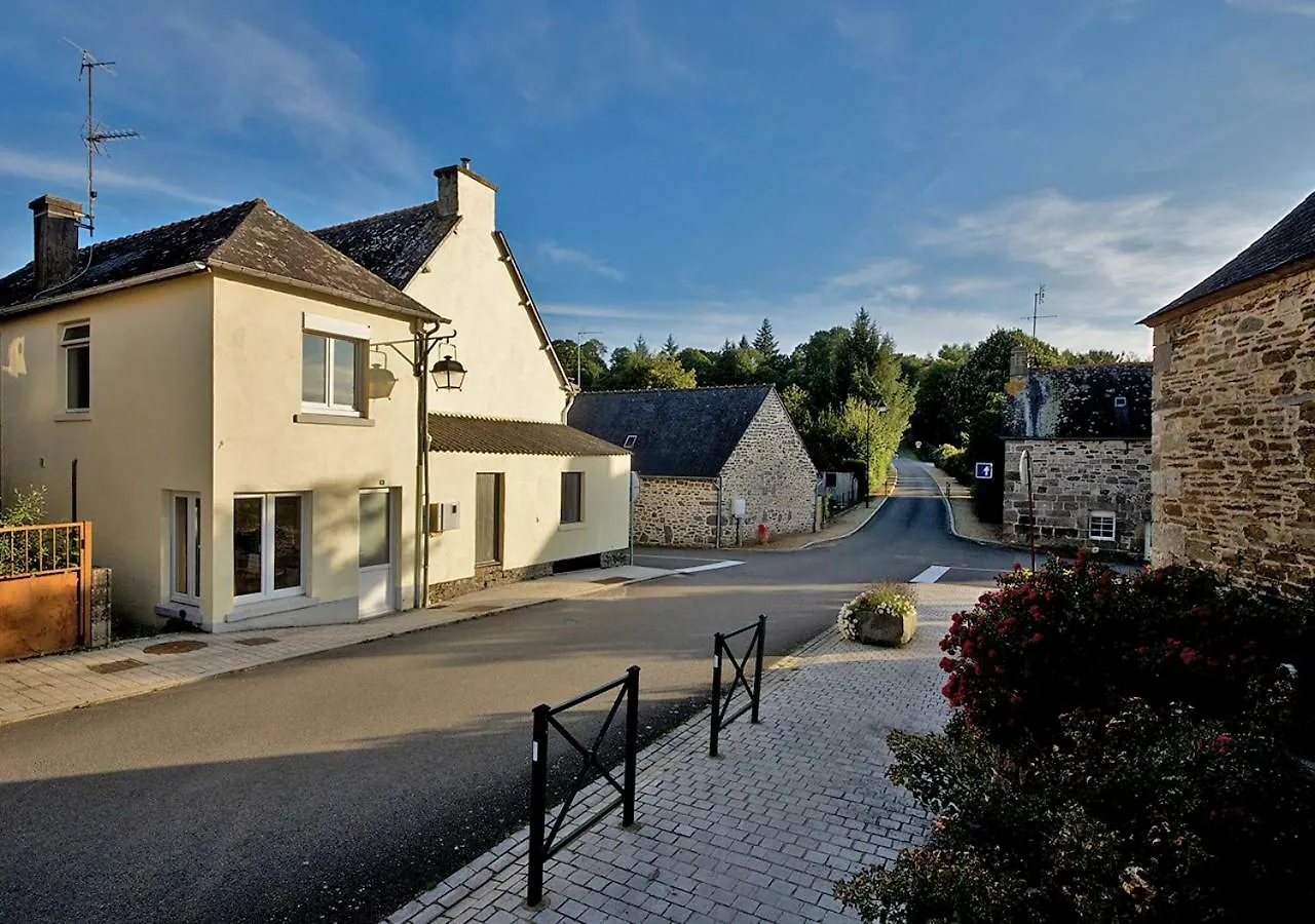 Auberge Le Canard Qui Rit Plélauff
